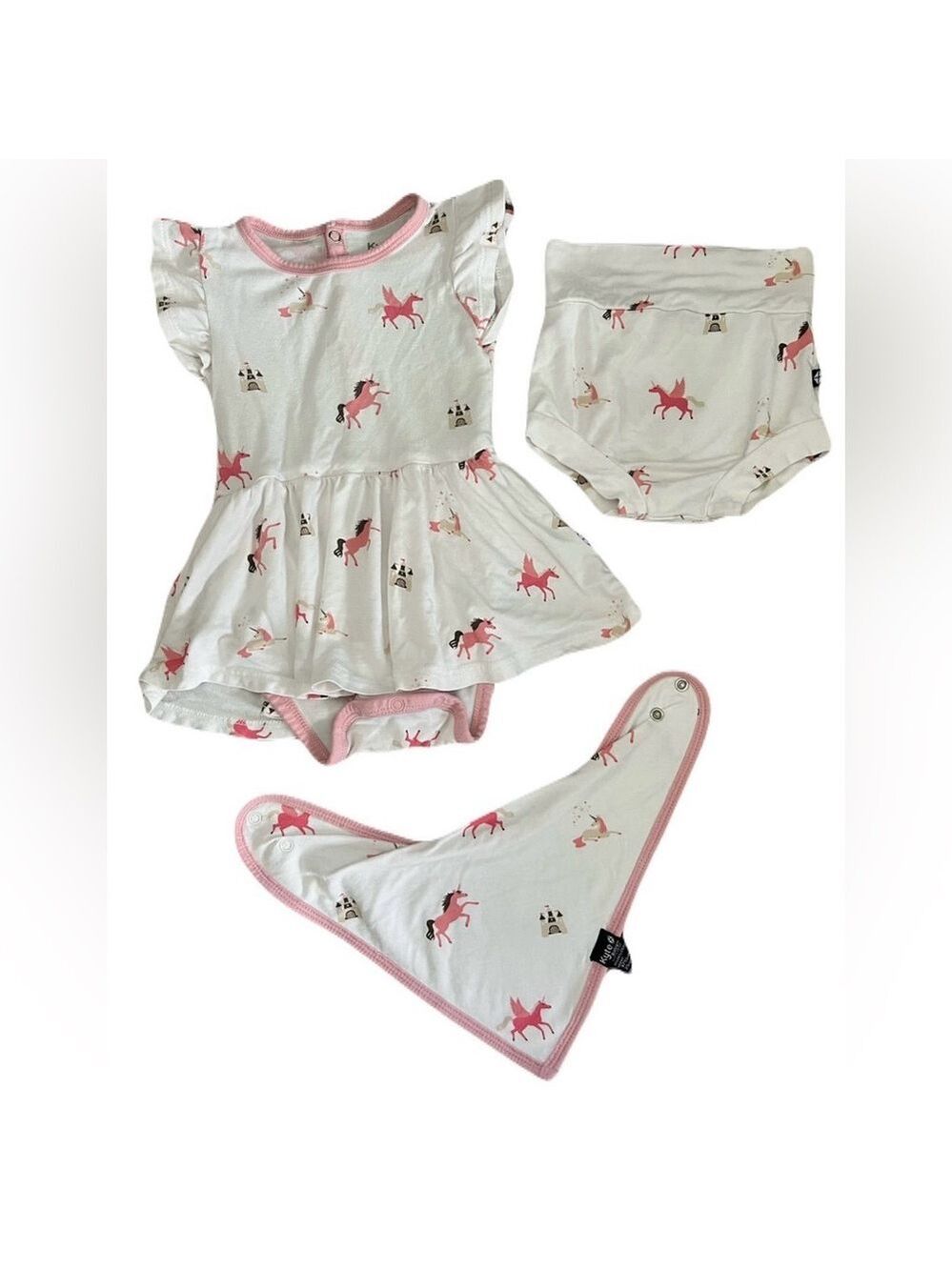 ✨ BIB & BUMMIES ONLY ✨ Kyte BABY Pink Unicorn Bib And Bummies